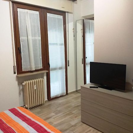 Edoardoapartments1 Vercelli Luaran gambar